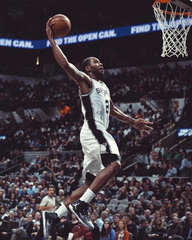 于关键球处 于关键球处